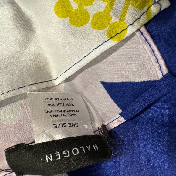 100% silk scarf - Picture 2 of 2